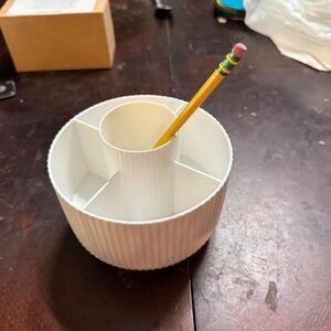 Diesisa 5 Slot Make up Brushes White Cup 360° Rotating Makeup Bru sh Holder